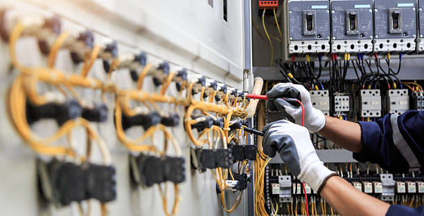 Professional Electrician technician working in Syosset, NY